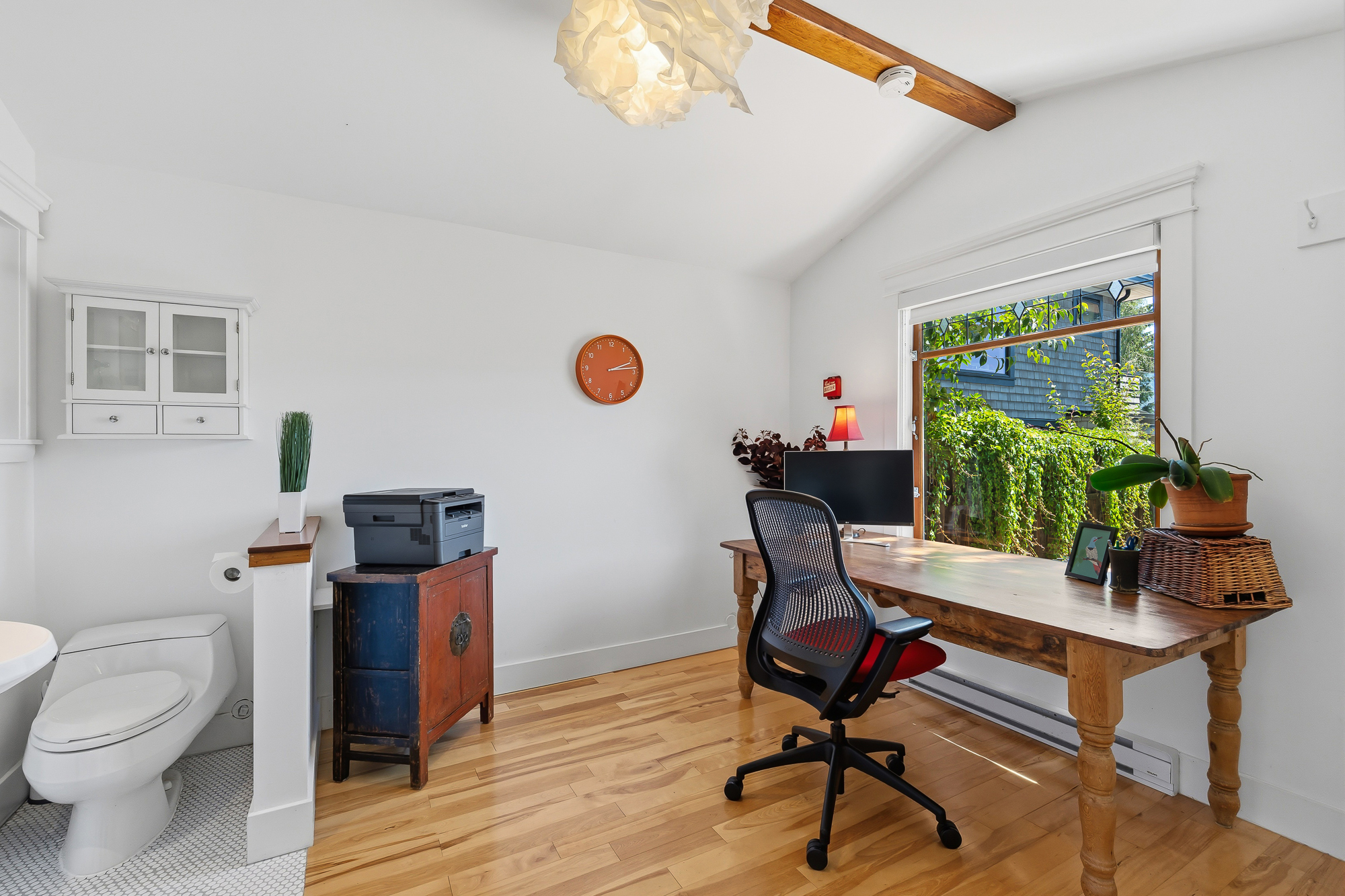 6577 Marine Drive